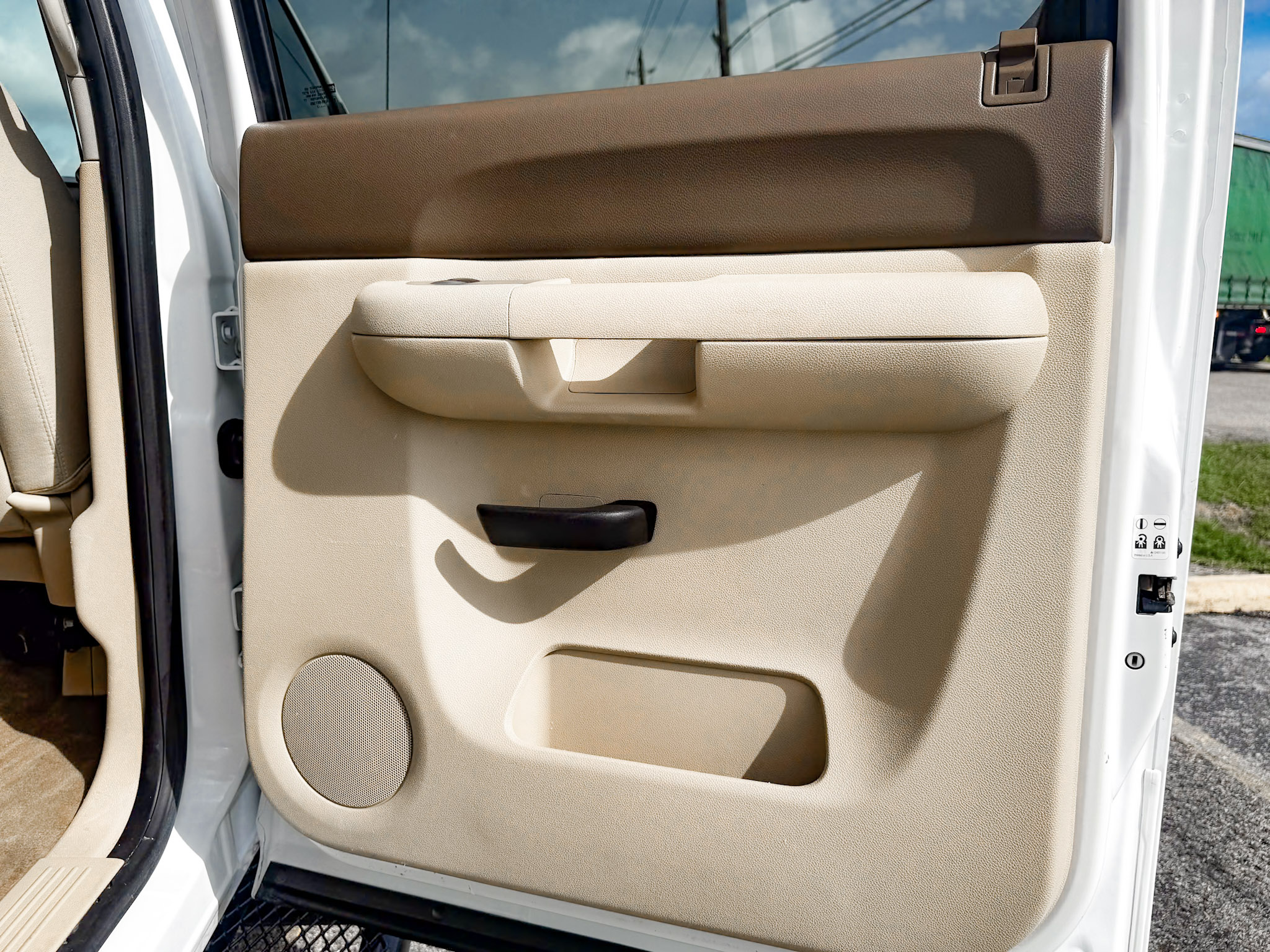 Image 017